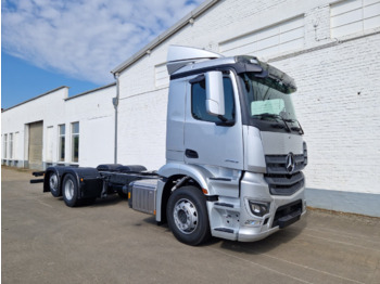 Camión chasis MERCEDES-BENZ Actros 2553