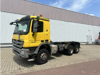 Camión chasis MERCEDES-BENZ Actros