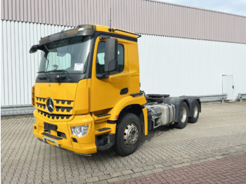 Cabeza tractora MERCEDES-BENZ Arocs 2640