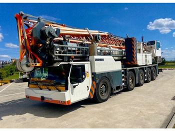 Autogrúa LIEBHERR
