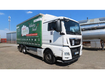 Camión lona MAN TGX 26.480