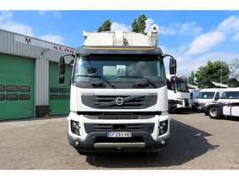 Camión cisterna Volvo FMX 450 8x4 AUGER, radio control, 7 COMP. Full Volvo Service! . EXCELLENT condition: foto 4