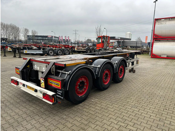 Semirremolque portacontenedore/ Intercambiable Burg 20FT ADR (EX/II, EX/III, FL, AT) Chassis, Empty weight : 3.690kg, SAF INTRADISC, 2x Liftaxle, NL-chassis: foto 3 Semirremolque portacontenedore/ Intercambiable Burg 20FT ADR (EX/II, EX/III, FL, AT) Chassis, Empty weight : 3.690kg, SAF INTRADISC, 2x Liftaxle, NL-chassis: foto 3