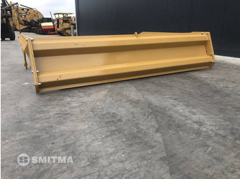 Trampilla elevadora para Maquinaria de construcción Volvo A40F: foto 4