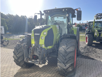 Tractor CLAAS Arion 660