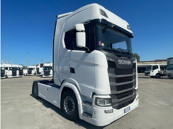 Cabeza tractora SCANIA S 500