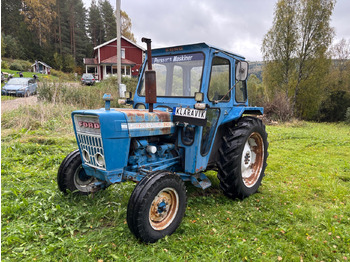 Tractor FORD
