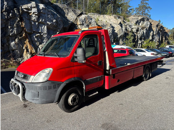 Camión IVECO Daily 70c17