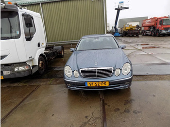 Coche Mercedes-Benz E-Klasse 320 CDI sedan avantgarde: foto 3 Coche Mercedes-Benz E-Klasse 320 CDI sedan avantgarde: foto 3