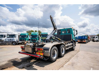 Camión multibasculante Iveco TRAKKER 360-6x4-PALFINGER: foto 4