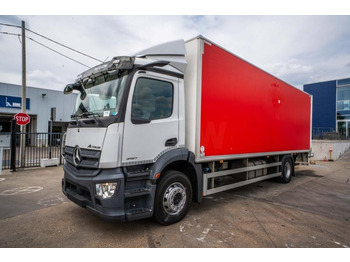 Camión caja cerrada MERCEDES-BENZ Actros