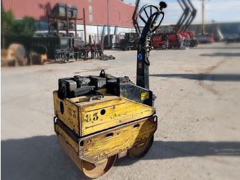 Mini compactadora BOMAG BW65H