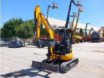 Miniexcavadora JCB 8030