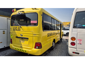 Minibús, Furgoneta de pasajeros Toyota Coaster  // Hyundai County... 30 places ... Climatisé: foto 3