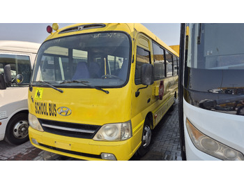 Minibús, Furgoneta de pasajeros Toyota Coaster  // Hyundai County... 30 places ... Climatisé: foto 2