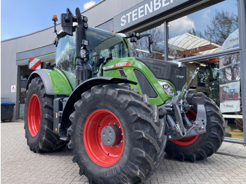 Tractor FENDT 720 Vario