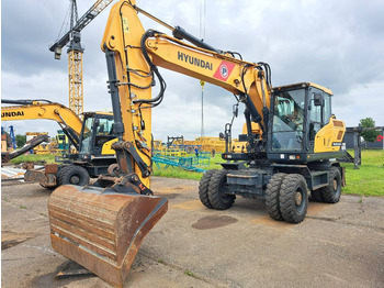 Excavadora de ruedas HYUNDAI