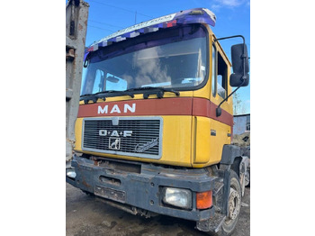 Cabeza tractora MAN