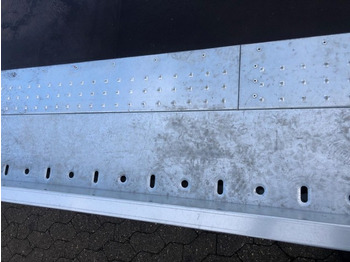 Remolque de coche Brian James Cargo Connect Universalanhänger 476-6022-35-3-12, 6000 x 2290 x 300 mm, 3,5 to., 12 Zoll: foto 5 Remolque de coche Brian James Cargo Connect Universalanhänger 476-6022-35-3-12, 6000 x 2290 x 300 mm, 3,5 to., 12 Zoll: foto 5