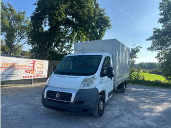 Furgoneta con lona FIAT Ducato 2.3