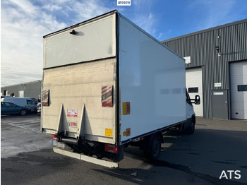Furgoneta caja cerrada Box Truck Iveco Daily with Tail Lift: foto 4 Furgoneta caja cerrada Box Truck Iveco Daily with Tail Lift: foto 4
