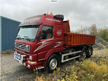 Camión volquete VOLVO FM12