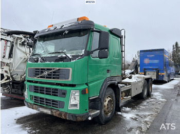 Camión multibasculante VOLVO FM 440