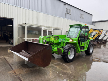 Manipulador telescópico MERLO