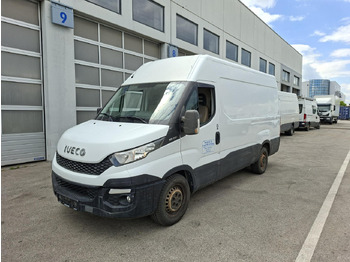 Furgoneta de pasajeros IVECO Daily