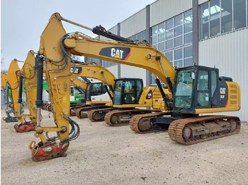 Excavadora de cadenas CATERPILLAR 323