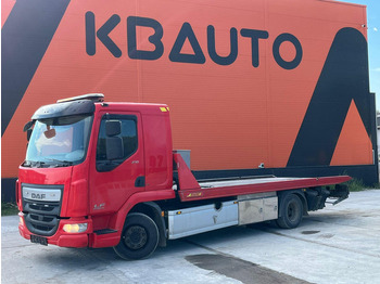 Camión portavehículos DAF LF 210