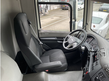 Leasing de DAF CF 260 FA / Carrier Koeler - 30 gr / Chereau Frigobox / Laadklep 2000 kg DAF CF 260 FA / Carrier Koeler - 30 gr / Chereau Frigobox / Laadklep 2000 kg: foto 3