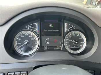 Leasing de DAF CF 260 FA / Carrier Koeler - 30 gr / Chereau Frigobox / Laadklep 2000 kg DAF CF 260 FA / Carrier Koeler - 30 gr / Chereau Frigobox / Laadklep 2000 kg: foto 4