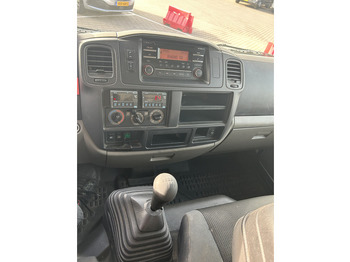 Furgoneta frigorifica Nissan Cabstar NT400 / Duo Temp Frigo -30 gr / 146 dkm / Blad - Blad / APK TUV 03-26: foto 5 Furgoneta frigorifica Nissan Cabstar NT400 / Duo Temp Frigo -30 gr / 146 dkm / Blad - Blad / APK TUV 03-26: foto 5