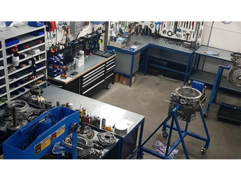 Caja de cambios para Dúmper articulado Volvo Versnellingsbak PT1562 oem 22648: foto 4 Caja de cambios para Dúmper articulado Volvo Versnellingsbak PT1562 oem 22648: foto 4