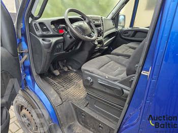 Leasing de Iveco 35S17 Iveco 35S17: foto 5