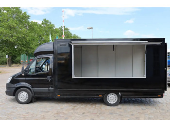 Camión tienda IVECO Daily