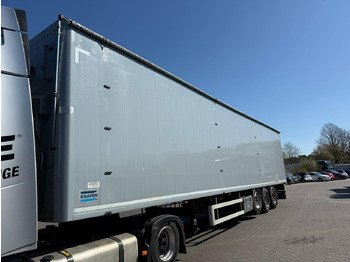 Leasing de  Knapen K100 Schubboden 92m³ 10 mm Boden Knapen K100 Schubboden 92m³ 10 mm Boden: foto 3