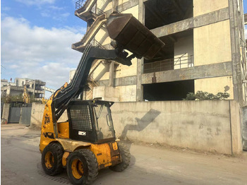 Minicargadora JCB ROBOT 185