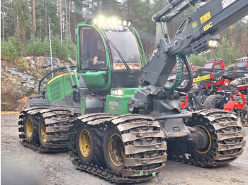Procesadora forestal JOHN DEERE