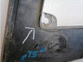 Parrilla para Camión Volvo Grille panel 82491908: foto 3 Parrilla para Camión Volvo Grille panel 82491908: foto 3