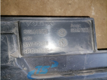 Parrilla para Camión Volvo Grille panel 82491908: foto 4 Parrilla para Camión Volvo Grille panel 82491908: foto 4