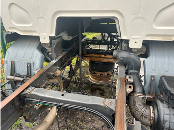 Camión lona DAF LF 45.220 12 to. for PARTS no engine no gearbox! DAF LF 45.220 12 to. for PARTS no engine no gearbox!: foto 3