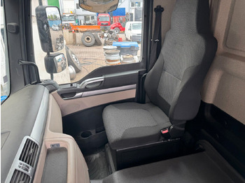 Leasing de  MAN 18.290 4X2 Koffer / Plane Top Zustand 8,30 Meter MAN 18.290 4X2 Koffer / Plane Top Zustand 8,30 Meter: foto 4