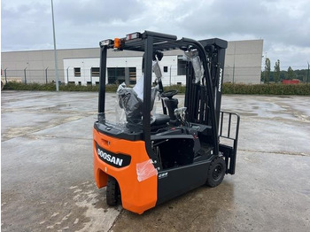Leasing de  Doosan B15T-7 PLUS Doosan B15T-7 PLUS: foto 3