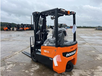 Leasing de  Doosan B15T-7 PLUS Doosan B15T-7 PLUS: foto 2