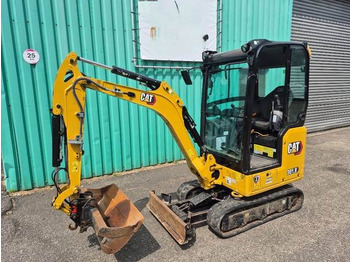 Miniexcavadora CATERPILLAR 301.8