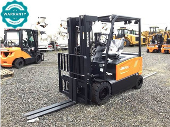 Leasing de  Doosan B30X-7 PLUS Doosan B30X-7 PLUS: foto 1