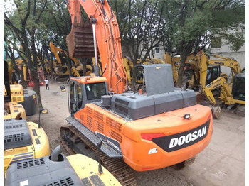 Excavadora de cadenas DOOSAN DX530LC-5