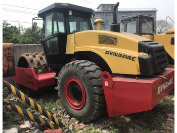 Compactador DYNAPAC